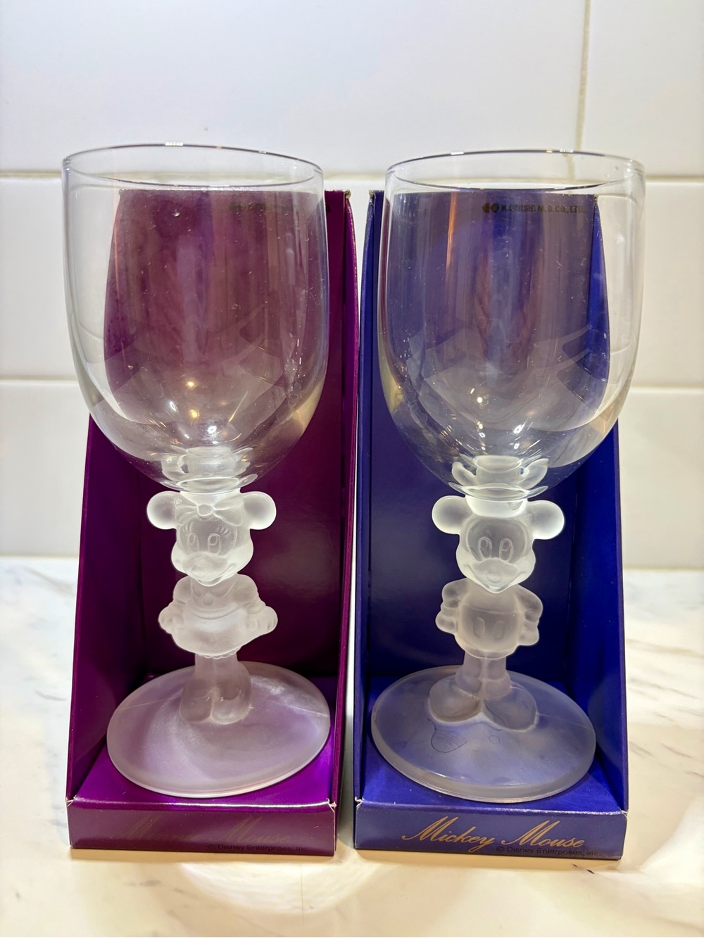 Mickey and Minnie Mouse Frosted Stem Wine Glass Set